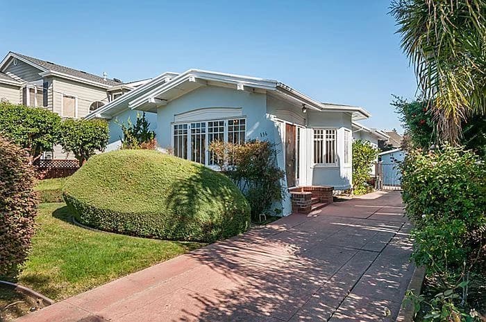 136 Costa Rica Avenue — photo 1